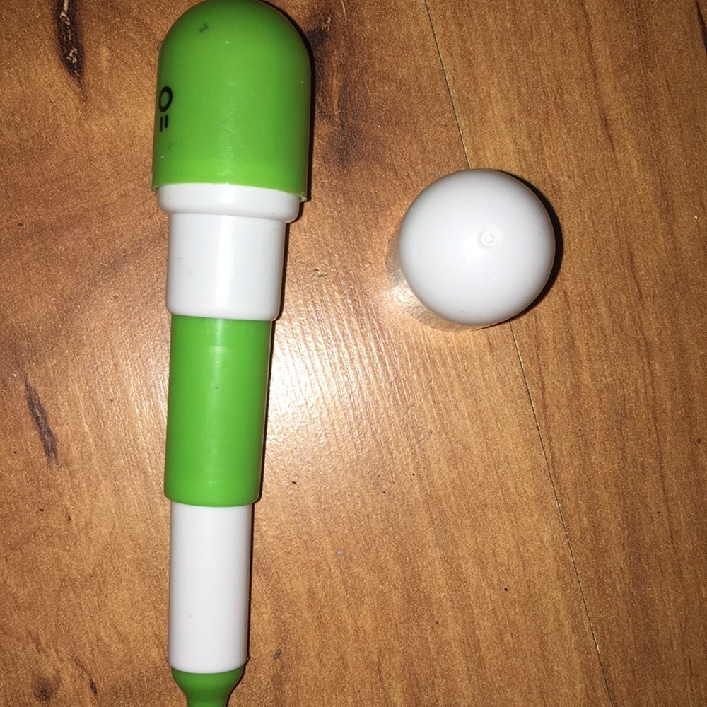 Pill pin - Picture 2 of 2